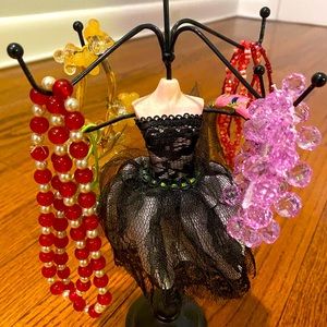 Little Black Dress Stand + New Jewelry